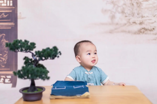 三河宝宝几个月可以吃粥